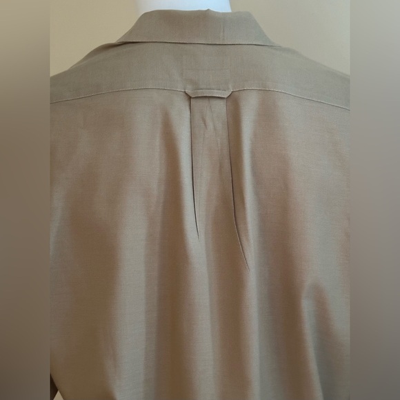 Dockers Tan Button Down Long Sleeve Collared. Pleated Back locker loop Sz XL - Picture 11 of 14